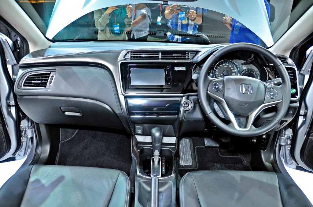 Honda-City-V-2017-32-1024x680